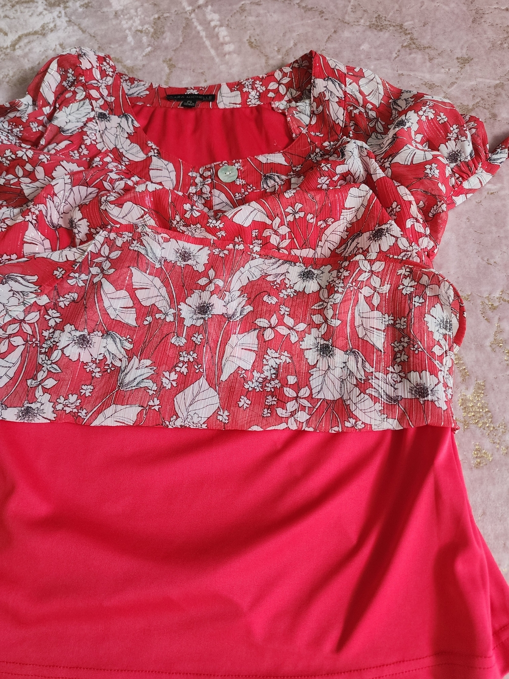 SARA MICHELLE | Red Floral Top - Picture 11 of 14